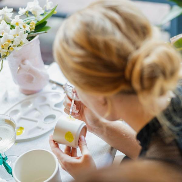 Kolibri Creatives | Verfpakket voor het schilderen van 4 bloempotten + orchideeën | voor 4 personen | Beginnende artiest